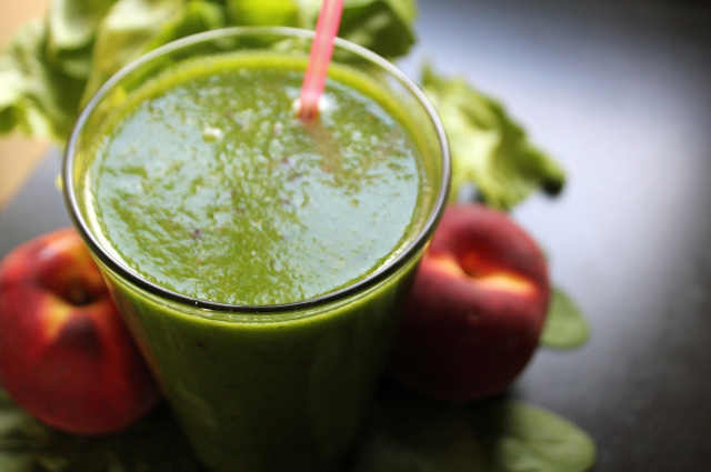 Cinnamon Apple Green Tea Smoothie